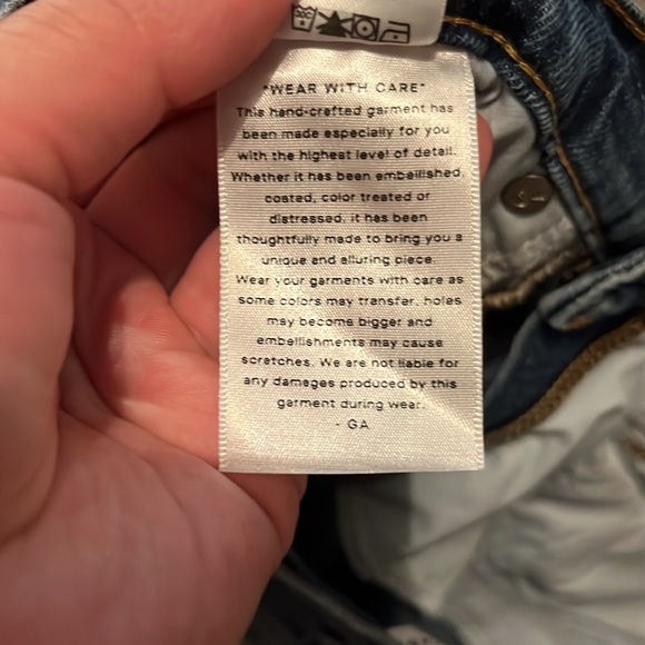 Good American denim jean shorts size 4/27 - Picture 5 of 7